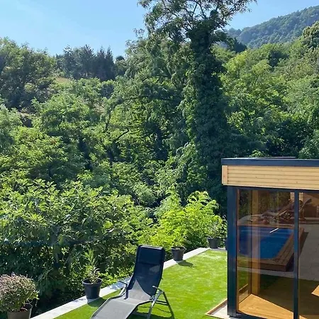 Panorama Apartmanhaz باداتشونيتوماي