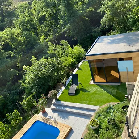 Panorama Apartmanhaz باداتشونيتوماي