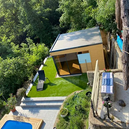 Panorama Apartmanhaz شقة *