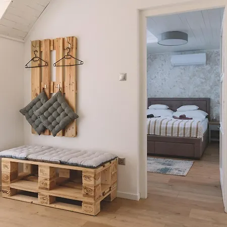 شقة Panorama Apartmanhaz باداتشونيتوماي